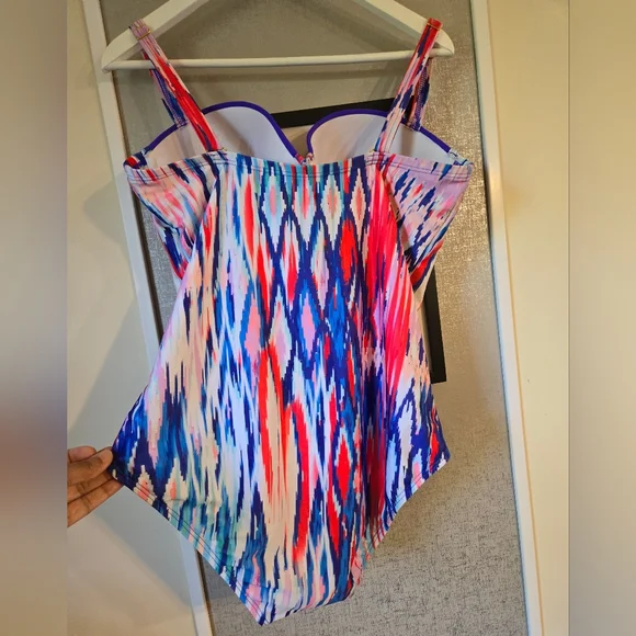 Women's Swimsuit Sz 14 - Picture 5 of 6